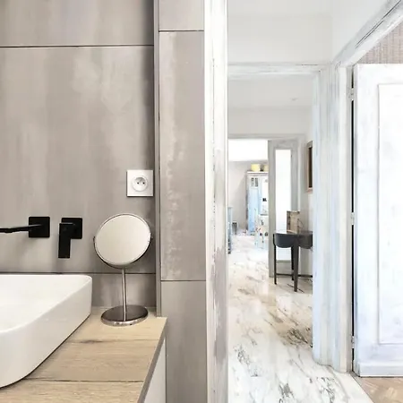 L'escale - Palace View With Terrace كان