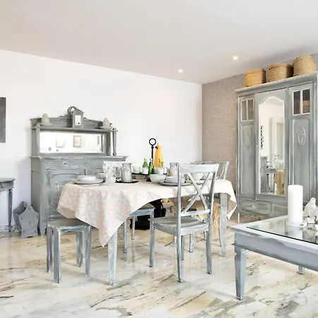 L'escale - Palace View With Terrace Appartement *